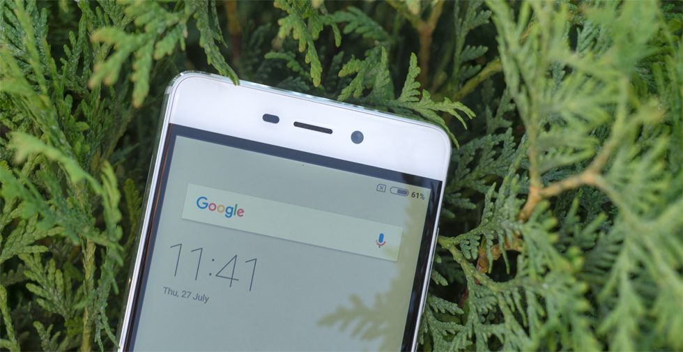 Верхняя рамка смартфона Xiaomi Redmi 4.