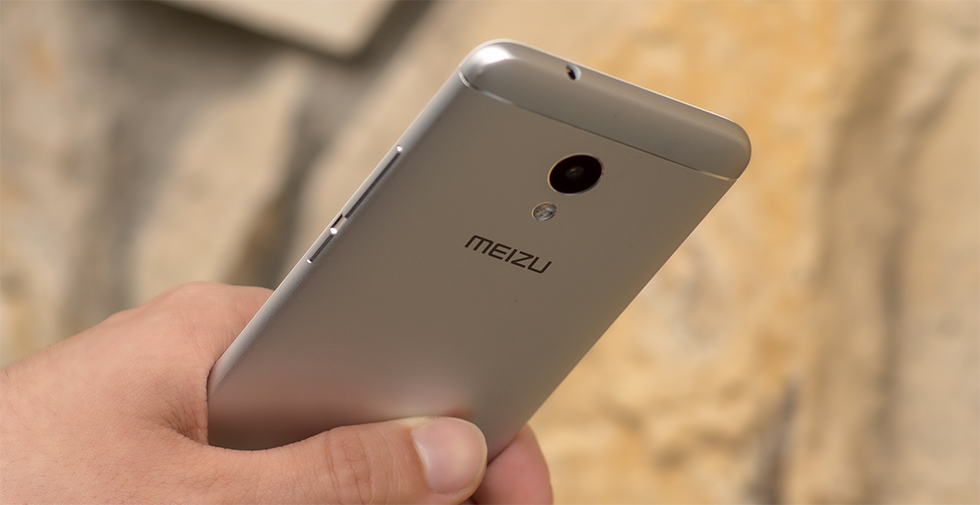 Meizu M5s получил типичные для своей цены камеры.